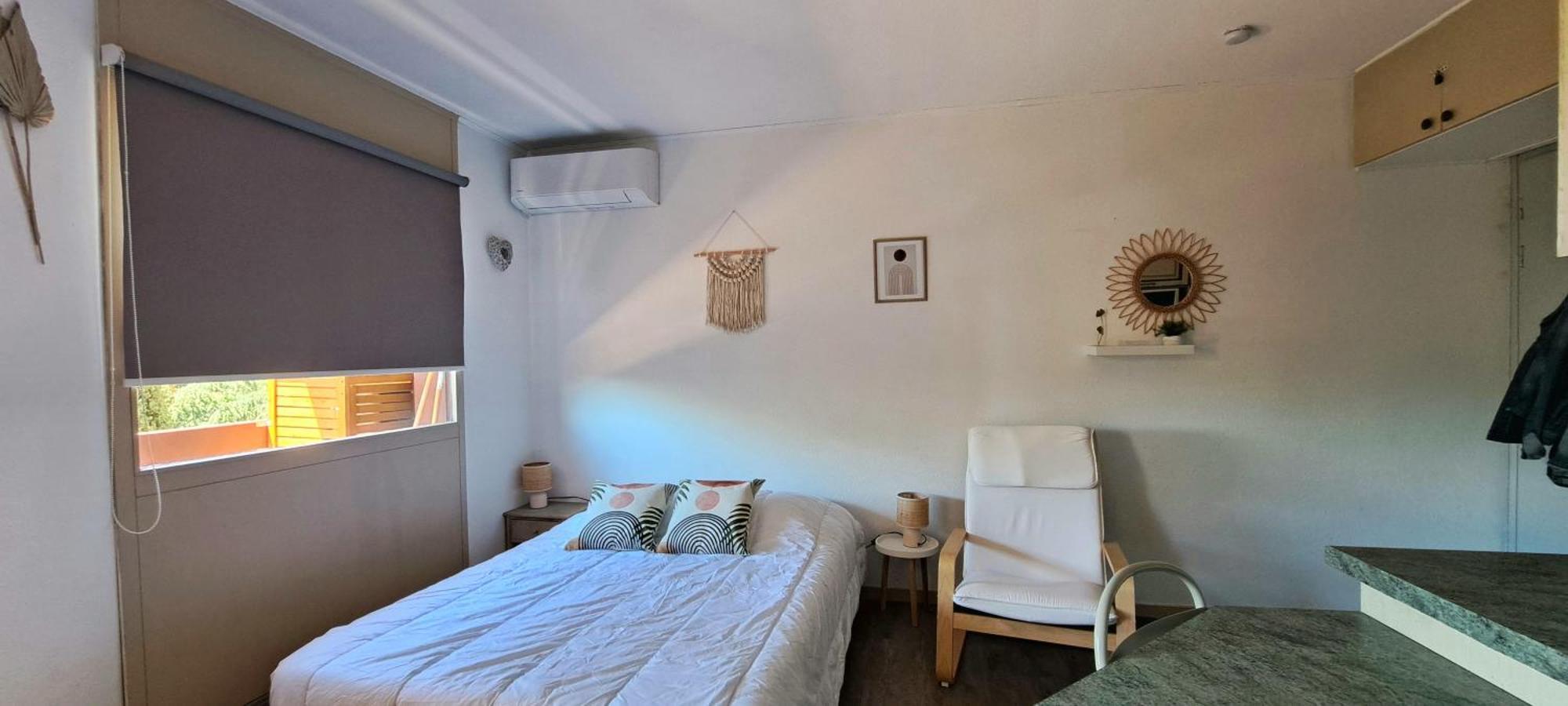Studio Meuble Cures Thermales Avec Vue Greoux-les-Bains ภายนอก รูปภาพ